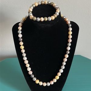 Set Multi-Color Pastel Cultured Freshwater 18” Necklace and Stretch Bracelet